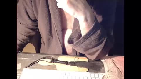 amslave4f online show from January 2, 2025, 10:55 pm