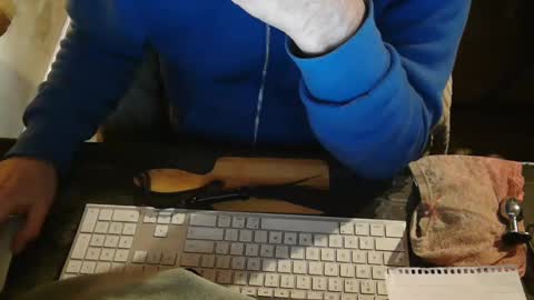 amslave4f online show from February 3, 2025, 12:25 pm