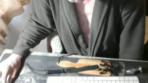 amslave4f online show from March 16, 2026, 10:52 am