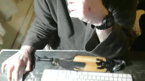 amslave4f online show from May 3, 2026, 9:21 pm