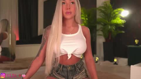    -------------   online show from December 19, 2025, 11:12 pm