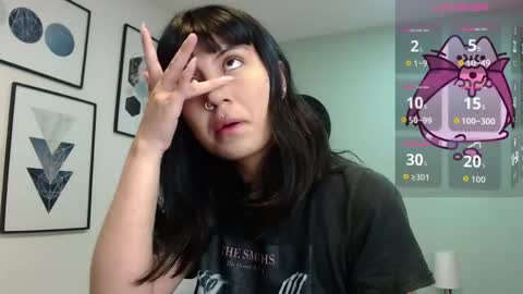 Amy 3 online show from April 30, 2026, 4:41 am