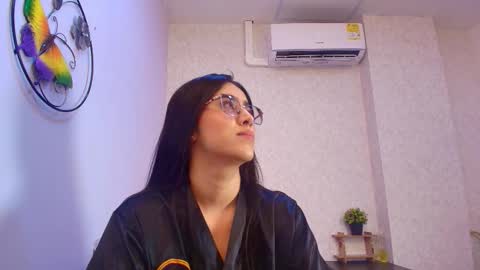Snapshot of amy__wats0n chatting on November 25, 2025, 7:25 pm amy__wats0n online show from November 25, 2025, 7:25 pm