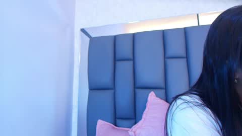 amy__wats0n online show from April 27, 2026, 7:12 pm