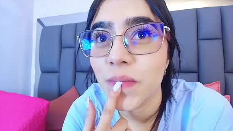 amy__wats0n online show from April 29, 2026, 7:31 pm
