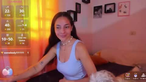 Snapshot of amy_and_eloise chatting on September 9, 2025, 5:01 pm AmyEloise online show from September 9, 2025, 5:01 pm