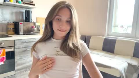 Snapshot of amy_chill chatting on July 28, 2026, 11:28 am Amy Chill online show from July 28, 2026, 11:28 am