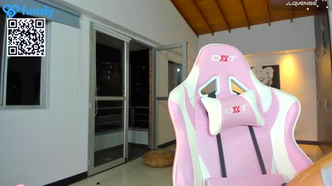 Snapshot of amy_coquette chatting on January 10, 2025, 12:17 am CARO GOMEZ online show from January 10, 2025, 12:17 am