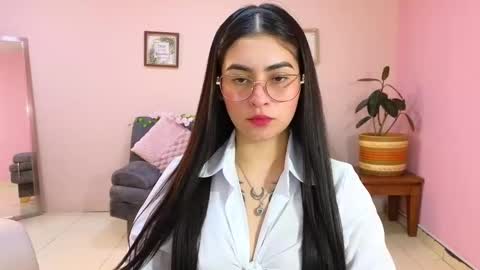 Snapshot of amy_lovelydoll chatting on October 6, 2025, 7:11 pm Amy online show from October 6, 2025, 7:11 pm