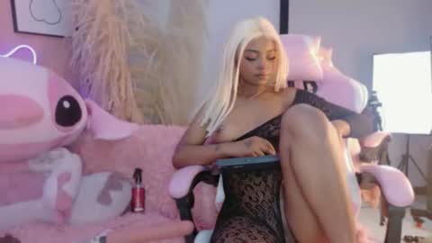 Amy online show from June 16, 2026, 8:00 pm