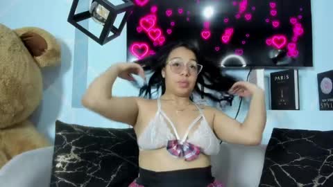 Emy Noa  online show from May 2, 2026, 12:48 am