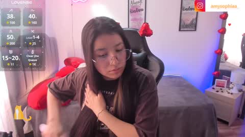 Snapshot of amy_sophiaa chatting on February 8, 2025, 3:31 pm Amy sophia 3 online show from February 8, 2025, 3:31 pm
