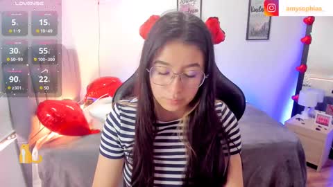 Snapshot of amy_sophiaa chatting on February 13, 2025, 6:38 pm Amy sophia 3 online show from February 13, 2025, 6:38 pm