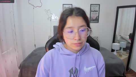 Snapshot of amy_sophiaa chatting on September 18, 2025, 11:45 am Amy sophia 3 online show from September 18, 2025, 11:45 am