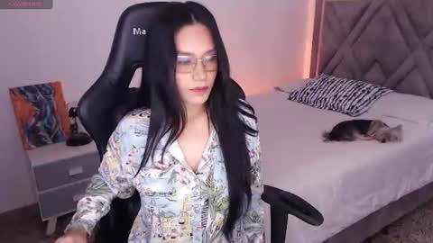 Mia Cristancho online show from July 12, 2026, 3:58 pm