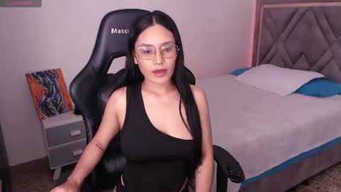 Mia Cristancho online show from July 25, 2026, 7:22 pm