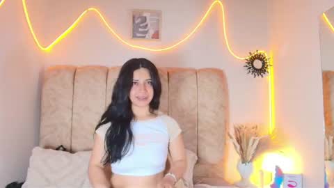 Snapshot of amy_swann chatting on June 27, 2026, 11:48 am Amy online show from June 27, 2026, 11:48 am