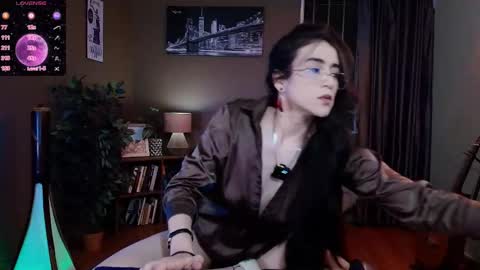 Snapshot of amy_versatile chatting on November 18, 2025, 2:17 am Amy online show from November 18, 2025, 2:17 am