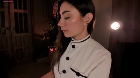 Snapshot of amyarmstrong chatting on January 9, 2025, 12:57 am Amy Armstrong online show from January 9, 2025, 12:57 am