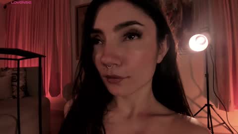 Snapshot of amyarmstrong chatting on February 18, 2025, 5:53 am Amy Armstrong online show from February 18, 2025, 5:53 am