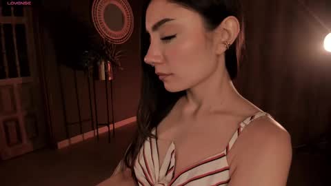 Snapshot of amyarmstrong chatting on February 24, 2025, 11:30 pm Amy Armstrong online show from February 24, 2025, 11:30 pm