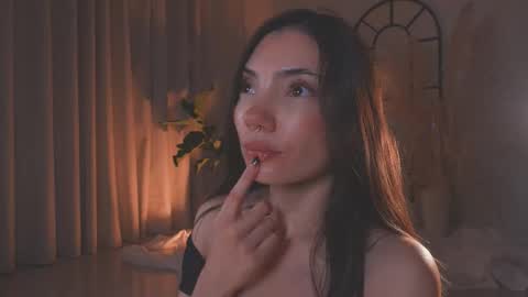 Snapshot of amyarmstrong chatting on September 21, 2025, 12:45 am Amy Armstrong online show from September 21, 2025, 12:45 am