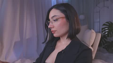 Amy Armstrong online show from June 14, 2026, 9:39 pm