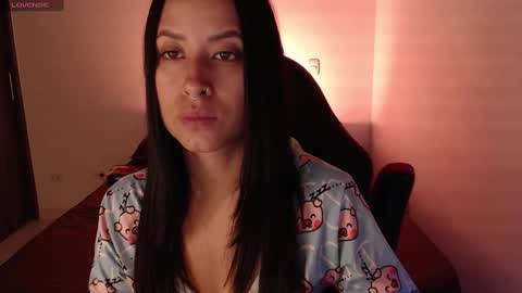 Jenn  online show from January 5, 2025, 11:04 am