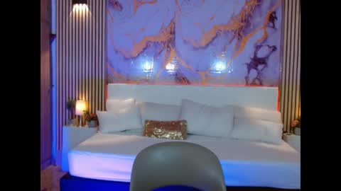 amyjohnsonn online show from May 5, 2026, 5:15 am
