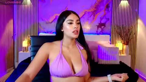 amyjohnsonn online show from July 31, 2026, 6:35 am