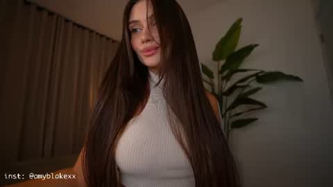 Snapshot of amylure chatting on July 27, 2026, 1:51 pm amylure online show from July 27, 2026, 1:51 pm