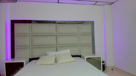 Amy online show from April 26, 2026, 3:37 am