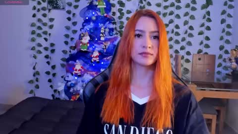 Snapshot of amypond__ chatting on December 17, 2024, 10:00 pm Amy online show from December 17, 2024, 10:00 pm