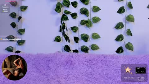 Snapshot of amypond__ chatting on January 17, 2025, 8:33 pm Amy online show from January 17, 2025, 8:33 pm