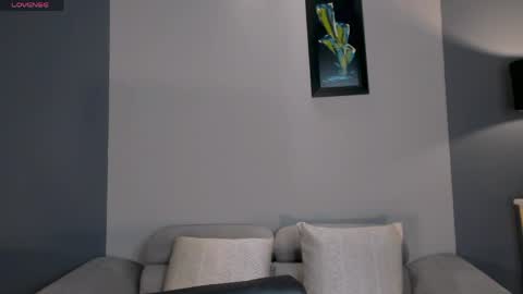 AMY R  online show from April 28, 2026, 12:10 pm