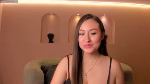 Snapshot of amyrosse_x chatting on May 14, 2026, 4:19 am AMY R online show from May 14, 2026, 4:19 am