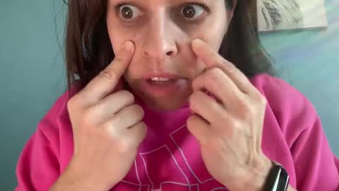 Snapshot of amysmilez chatting on February 1, 2025, 7:34 pm Amy Smilez online show from February 1, 2025, 7:34 pm