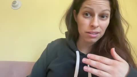 Snapshot of amysmilez chatting on February 22, 2025, 2:52 pm Amy Smilez online show from February 22, 2025, 2:52 pm