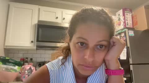 Snapshot of amysmilez chatting on September 26, 2025, 2:21 pm Amy Smilez online show from September 26, 2025, 2:21 pm