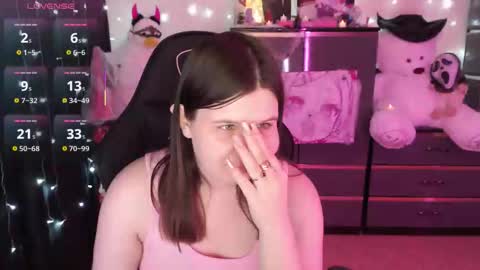 amyvibes online show from October 22, 2025, 8:41 pm