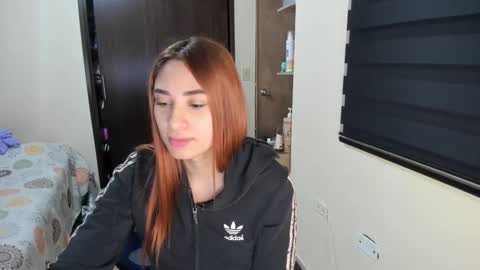 Snapshot of amywalker01 chatting on October 1, 2025, 8:15 pm amy online show from October 1, 2025, 8:15 pm