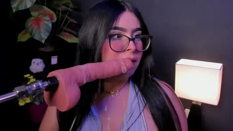 Snapshot of amywhitte_ chatting on May 8, 2026, 3:23 am amywhitte_ online show from May 8, 2026, 3:23 am