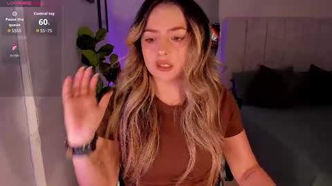 Snapshot of amywoods chatting on July 8, 2026, 11:20 pm online show from July 8, 2026, 11:20 pm