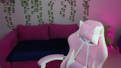 Amy online show from March 12, 2026, 2:07 am