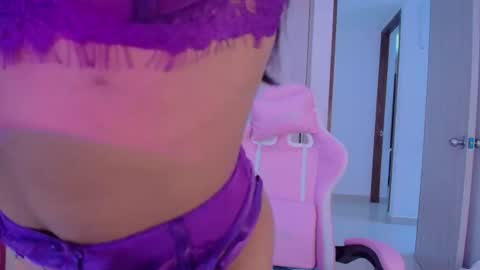 Snapshot of ana__grace chatting on June 10, 2026, 6:29 pm Ana online show from June 10, 2026, 6:29 pm