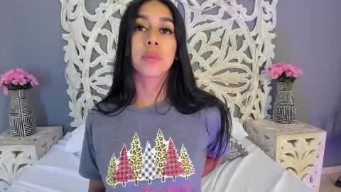 Ana Gonzalez online show from April 28, 2026, 2:27 am