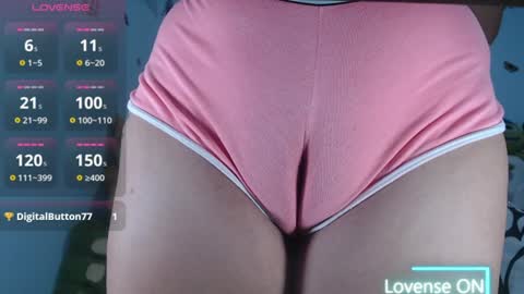 Snapshot of ana_loveee chatting on June 10, 2026, 2:01 am Ana lopez - Cameltoe girl online show from June 10, 2026, 2:01 am