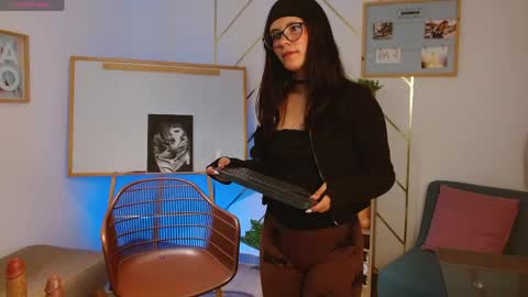 Ana online show from April 30, 2026, 4:08 am