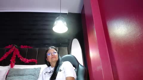 Snapshot of ana_mature_ chatting on February 5, 2025, 1:04 am Ana online show from February 5, 2025, 1:04 am