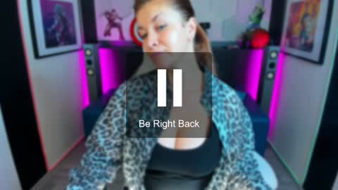 Snapshot of ana_mills chatting on December 4, 2024, 11:19 am Ana online show from December 4, 2024, 11:19 am